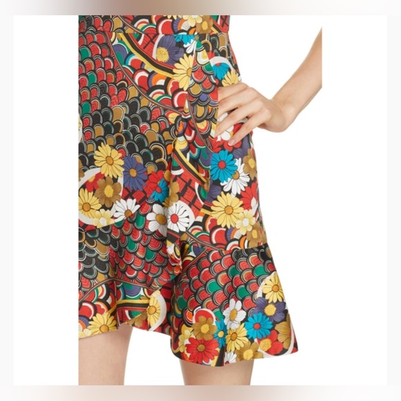 ALICE + OLIVIA Kirby Ruffle Hem Dress - Picture 6 of 12